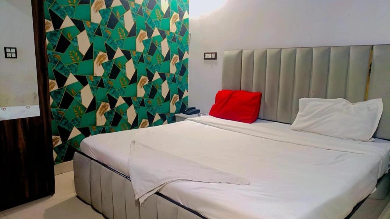 Hotel Hotel Vcr Inn New Delhi